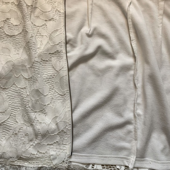 Lace Bodycon Dress Size Medium - Picture 9 of 9